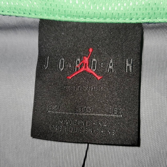 S O L D....Jordan Legacy AJ13 jacket - Picture 2 of 9